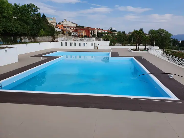 Vasca ultimata e area perimetrale